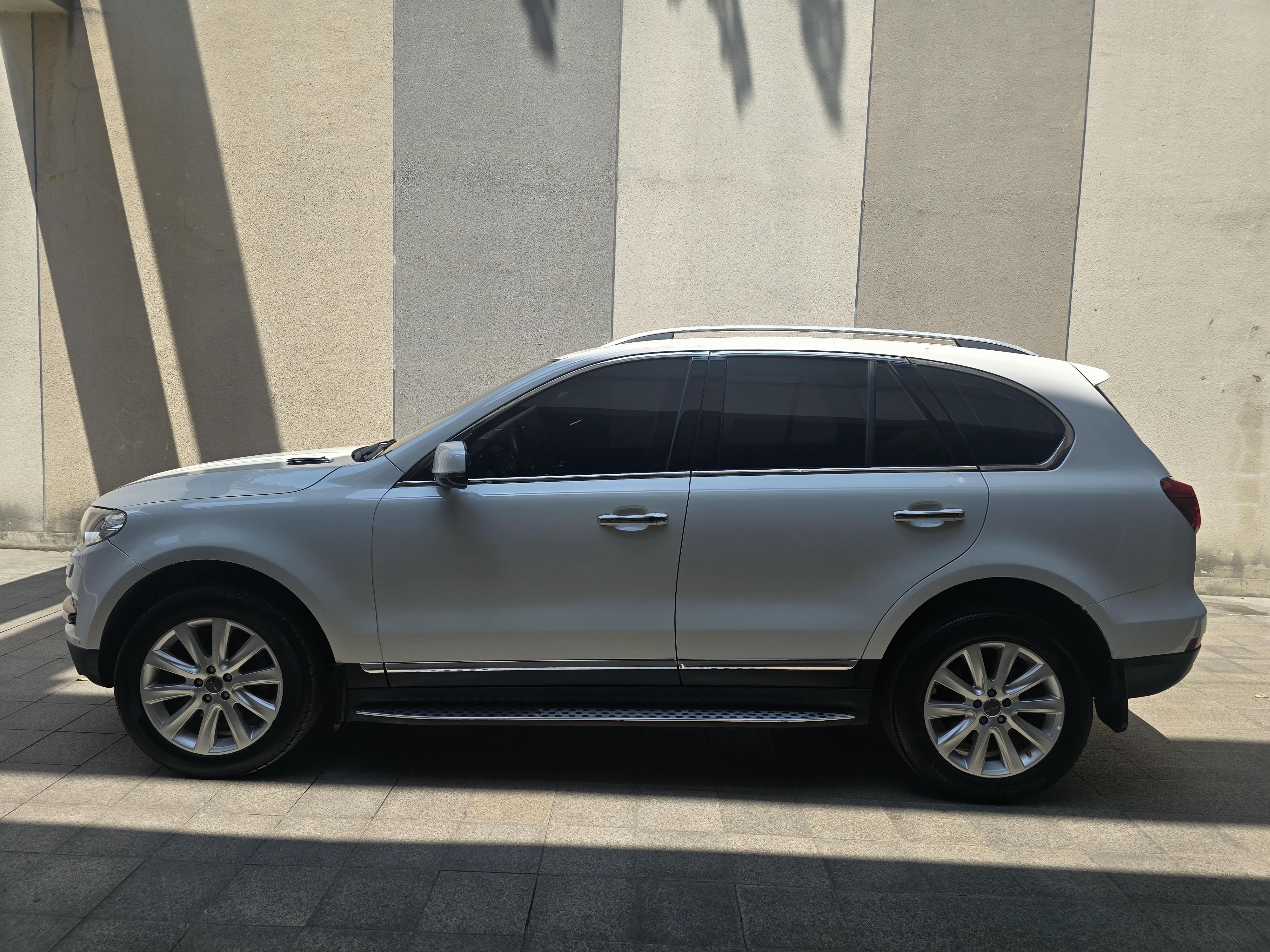 Haval H8 2015 thumb 2
