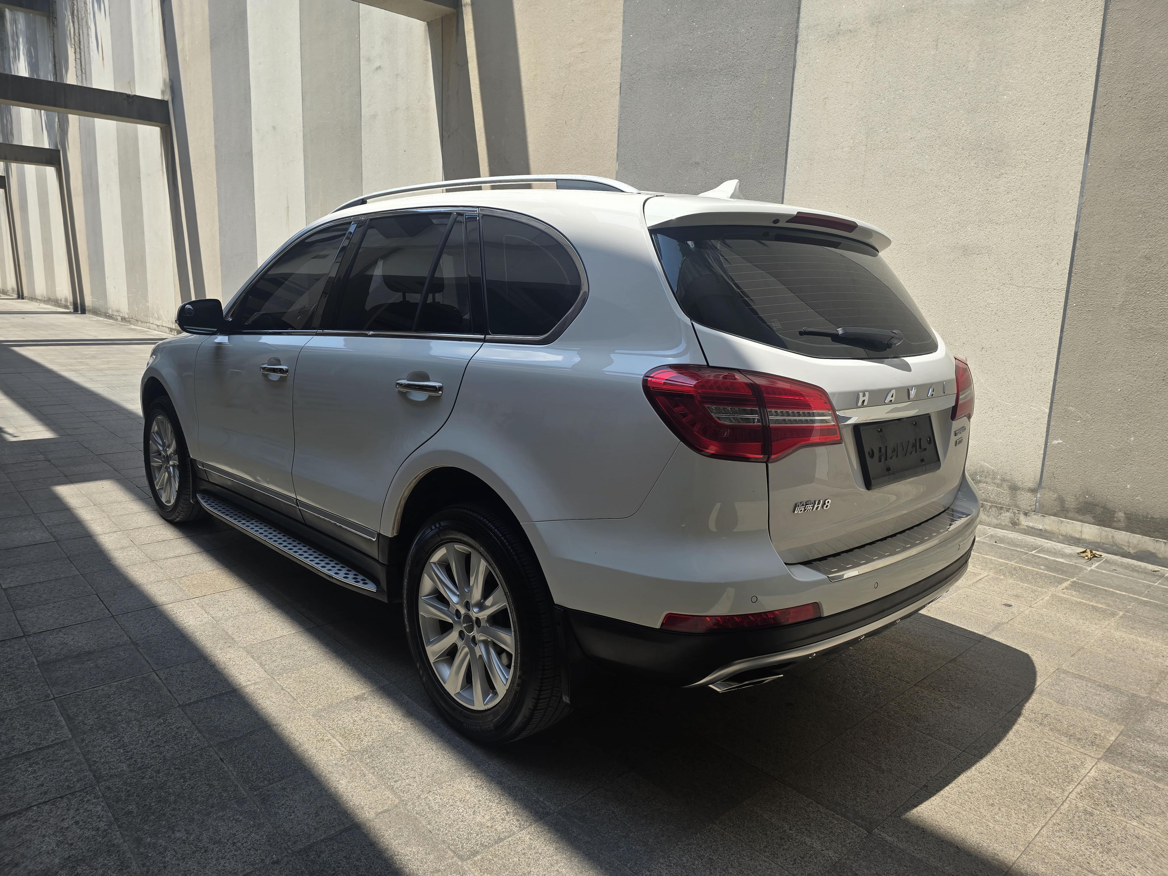 Haval H8 2015 thumb 3