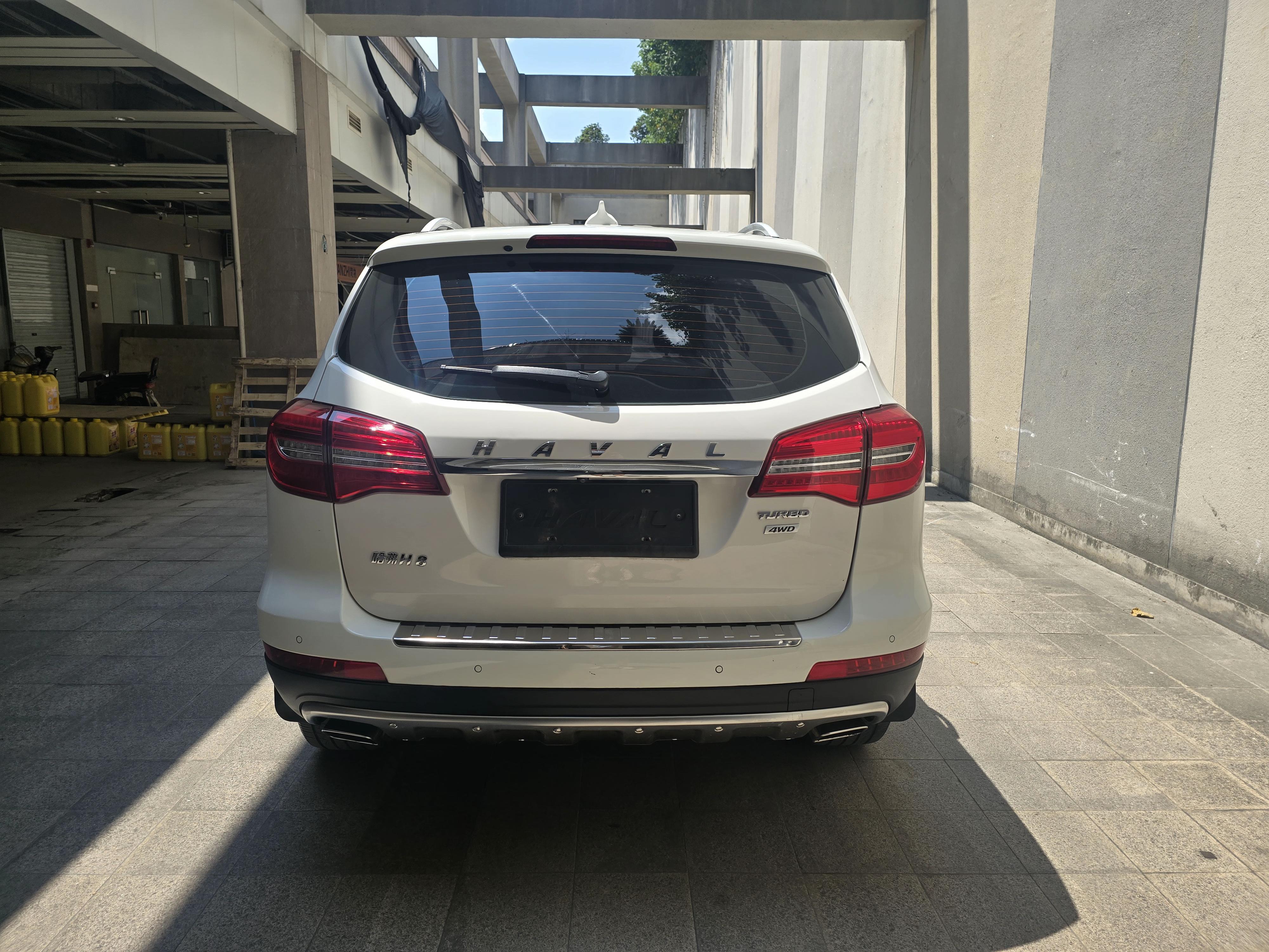 Haval H8 2015 thumb 4
