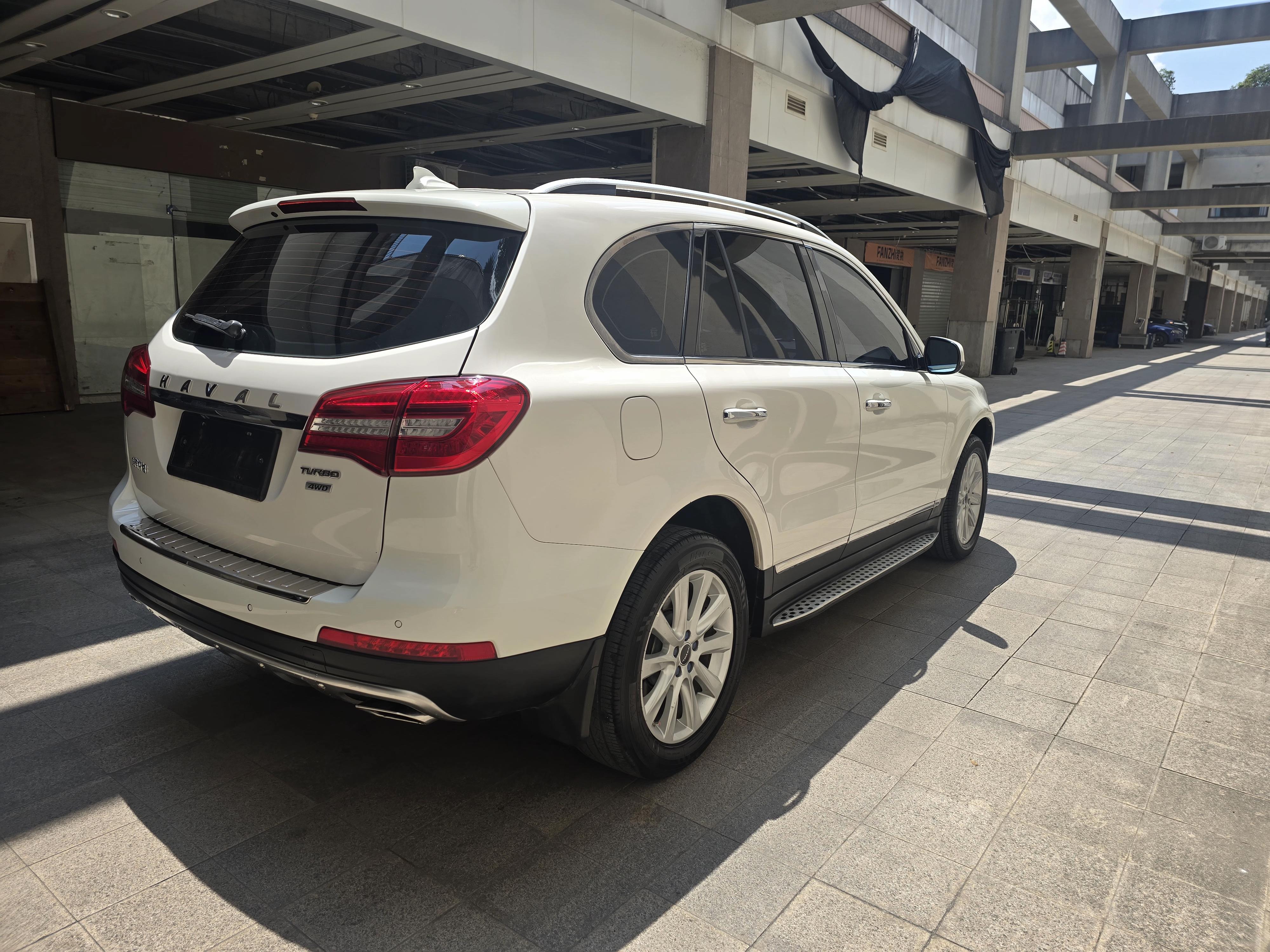 Haval H8 2015 thumb 5