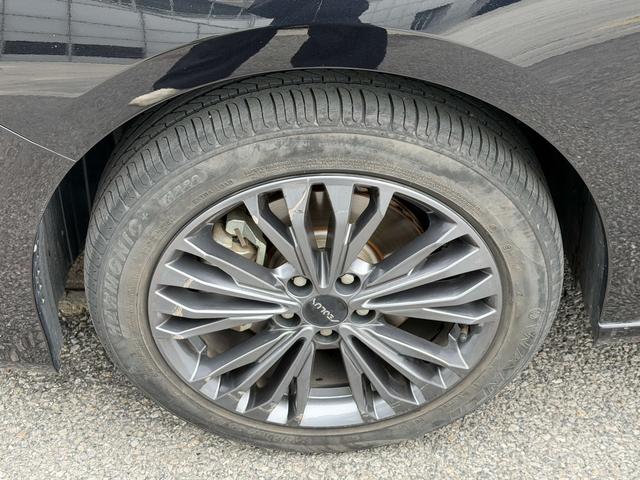 Dongfeng Aeolus Yixuan Max 2022 thumb 6