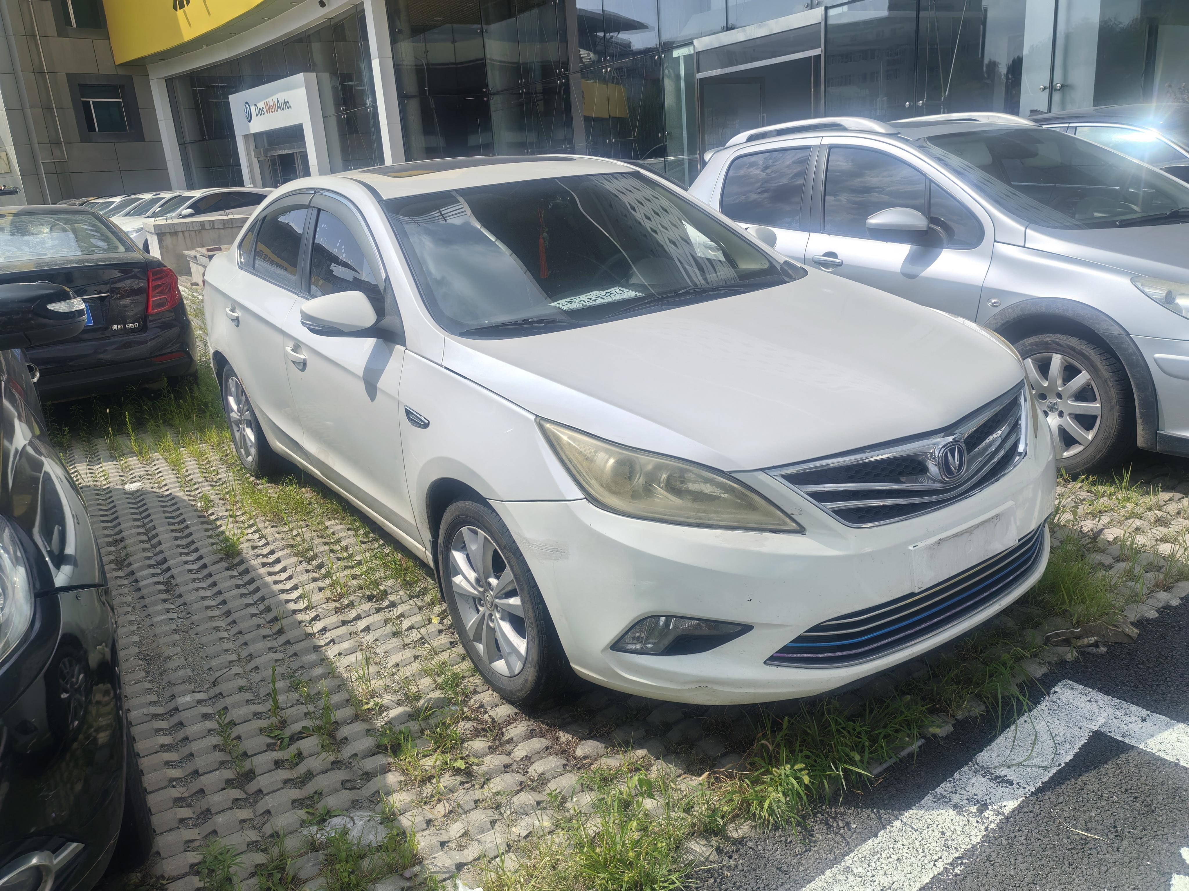 Changan Eado 2013 thumb 10