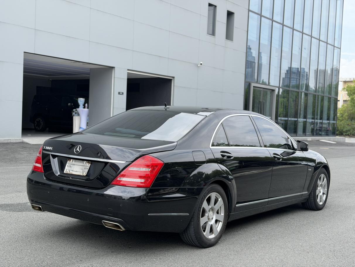 Mercedes-Benz S-Класс 2012 thumb 3