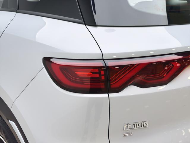 BYD Yuan Up 2025 thumb 11
