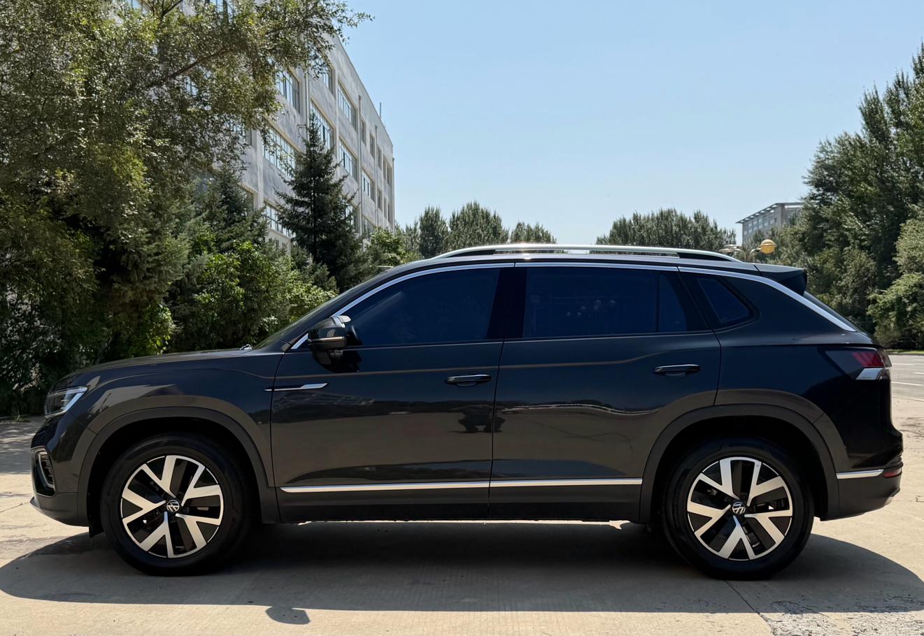 Volkswagen Tayron 2023 thumb 2