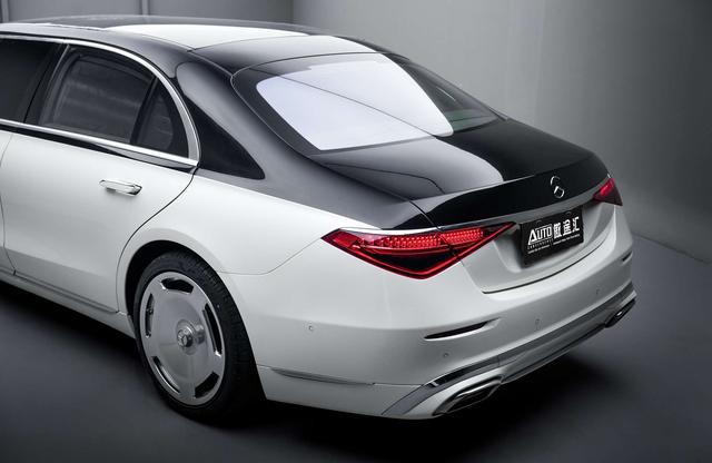 Mercedes-Benz S-Класс 2023 thumb 2