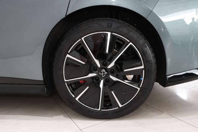 BYD Han L DM 2025 thumb 5