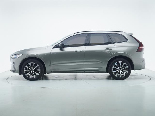 Volvo XC60 2023 thumb 2