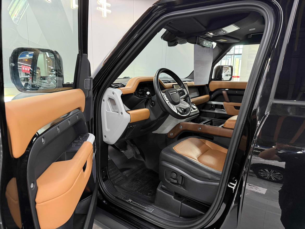 Land Rover Defender 2024 thumb 6