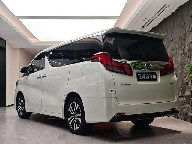 Toyota Alphard 2018 thumb 2