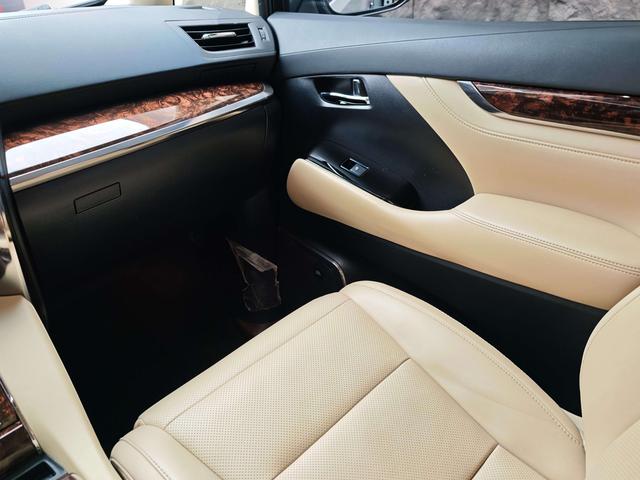 Toyota Alphard 2018 thumb 4