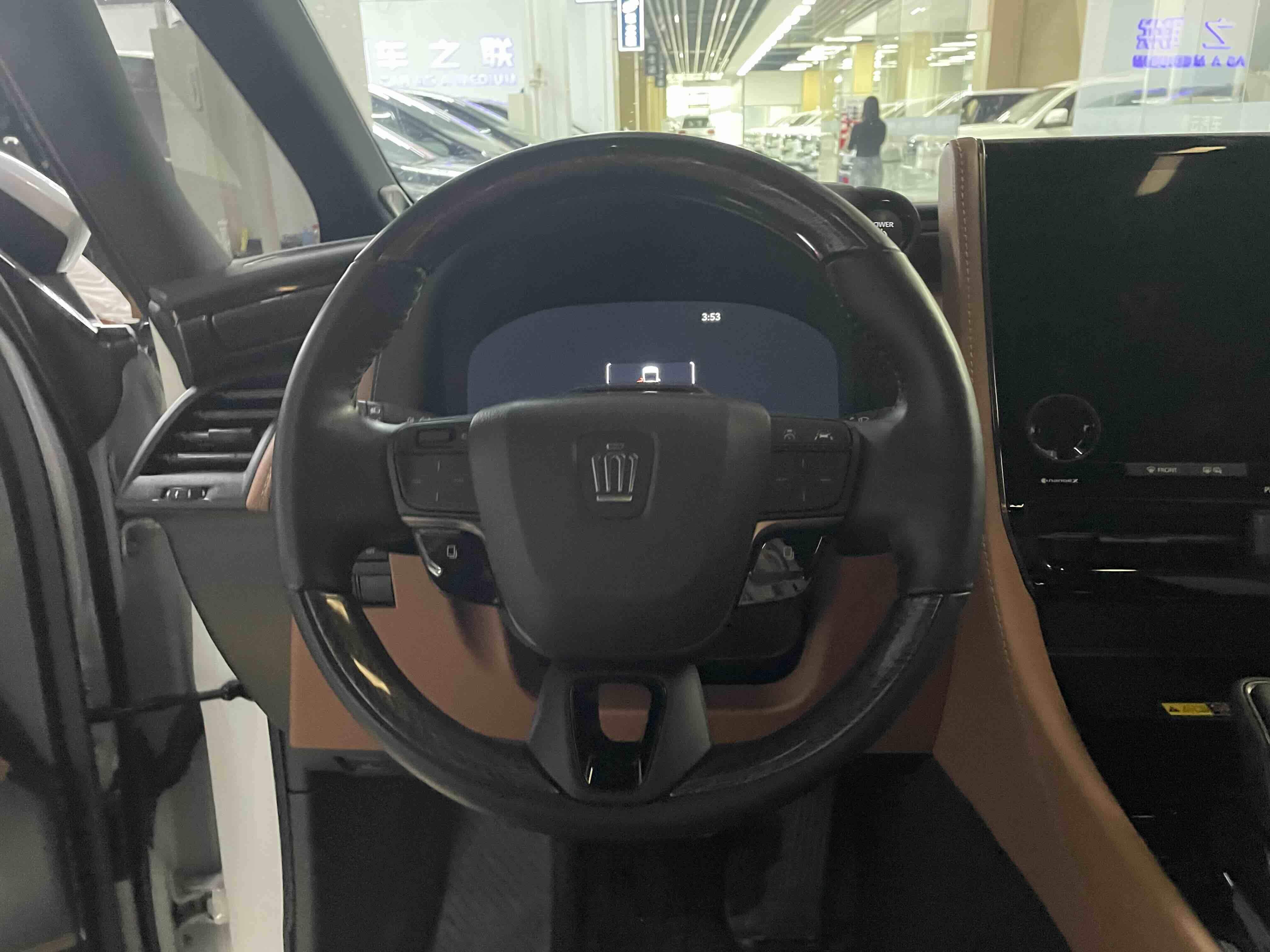 Toyota Vellfire 2023 thumb 8