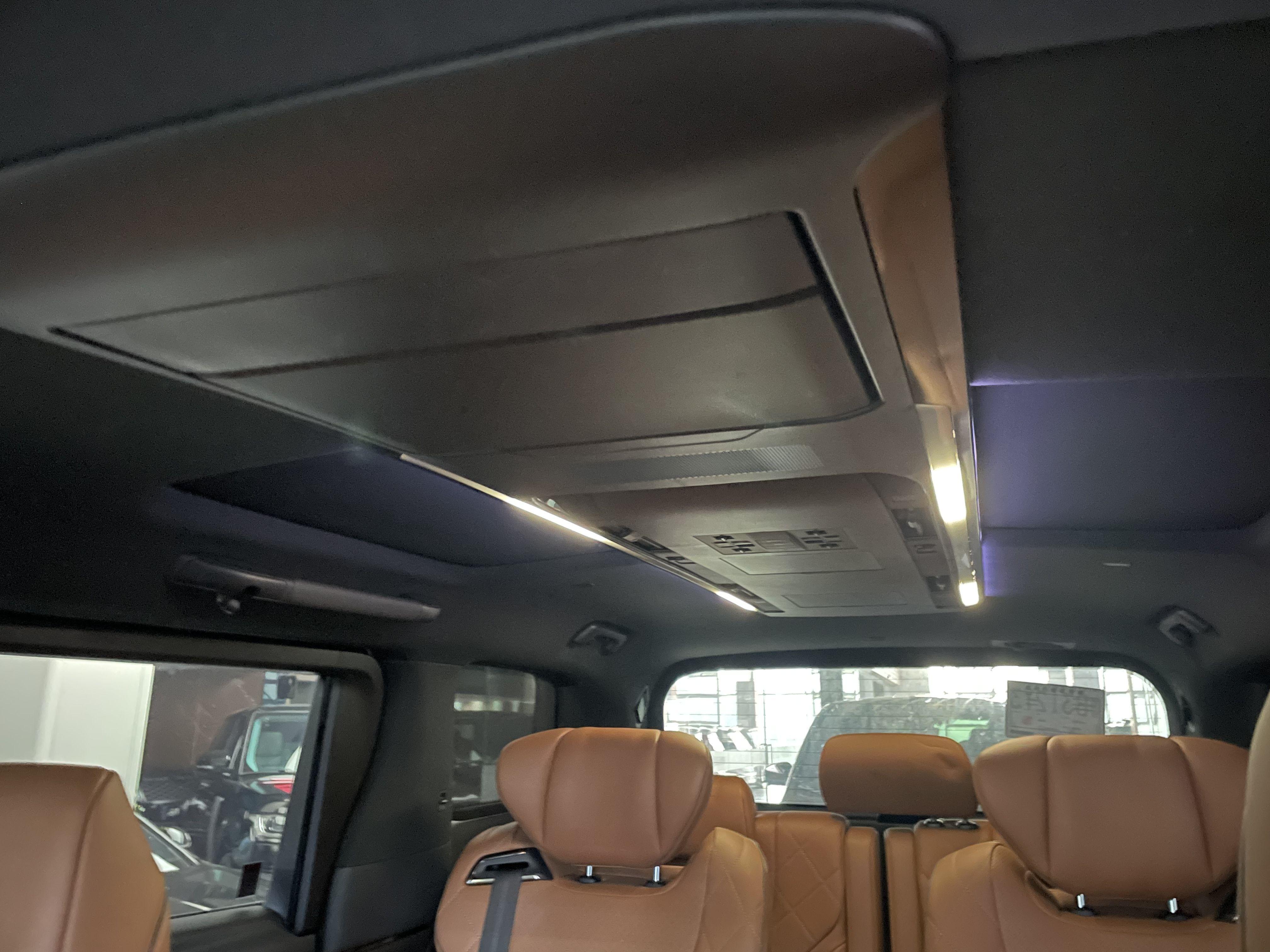 Toyota Vellfire 2023 thumb 11