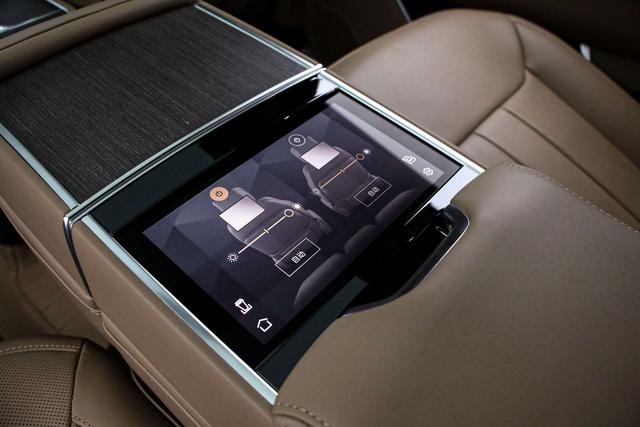 Land Rover Range Rover 2025 thumb 6