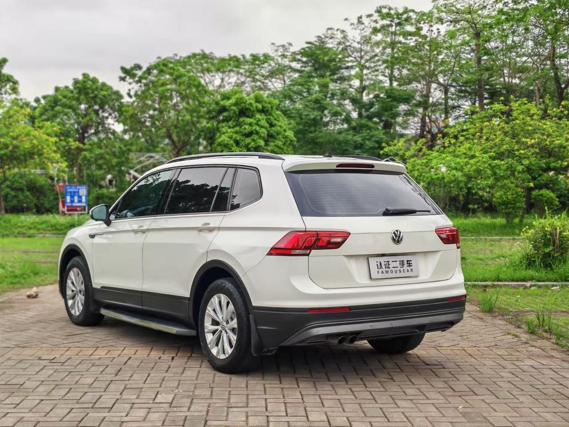 Volkswagen Tiguan 2017 thumb 2