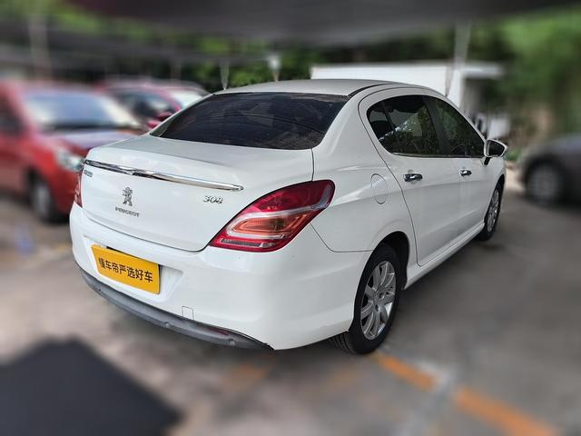 Peugeot 308 2013 thumb 2