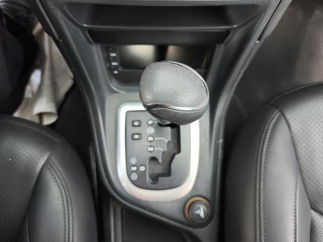 Peugeot 308 2013 thumb 7