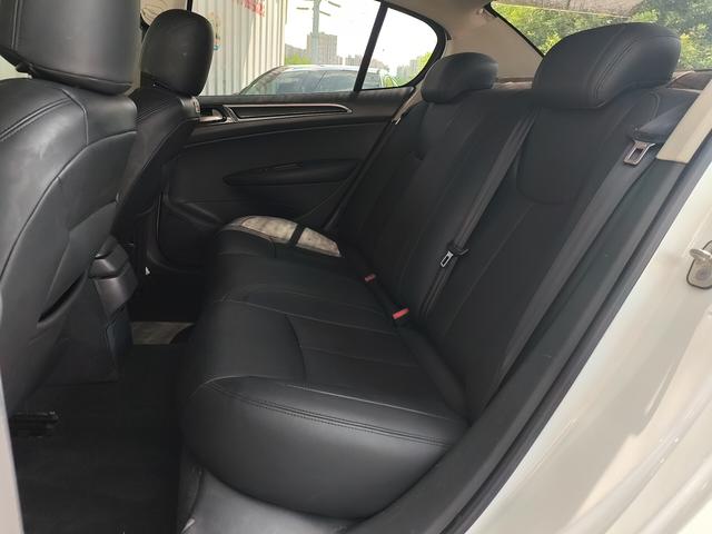 Peugeot 308 2013 thumb 10
