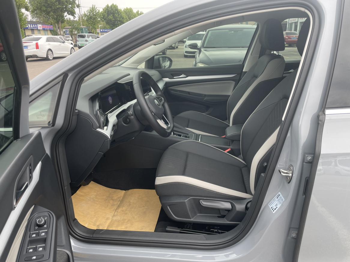 Volkswagen Golf Sportsvan 2021 thumb 6