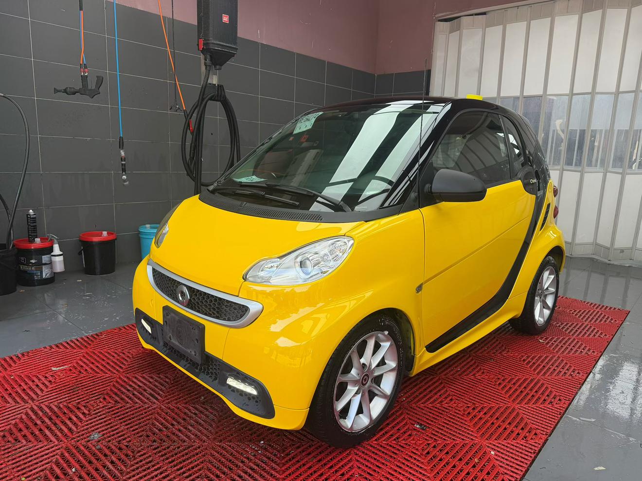 Smart Fortwo 2012 thumb 8