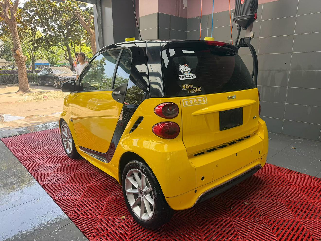 Smart Fortwo 2012 thumb 11
