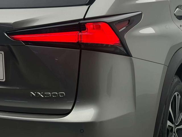 Lexus NX 2018 thumb 4