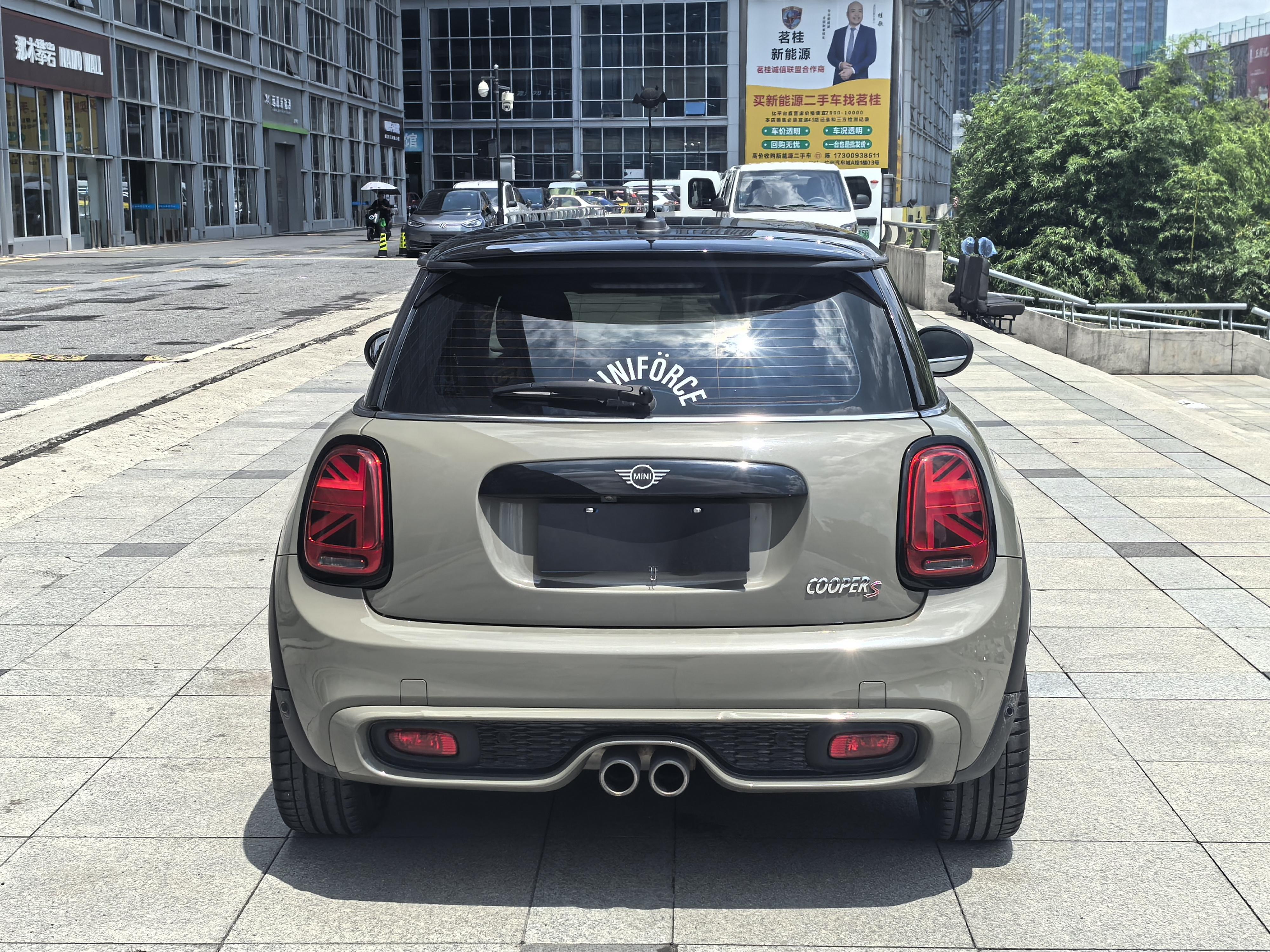Mini Hatch 2019 thumb 4