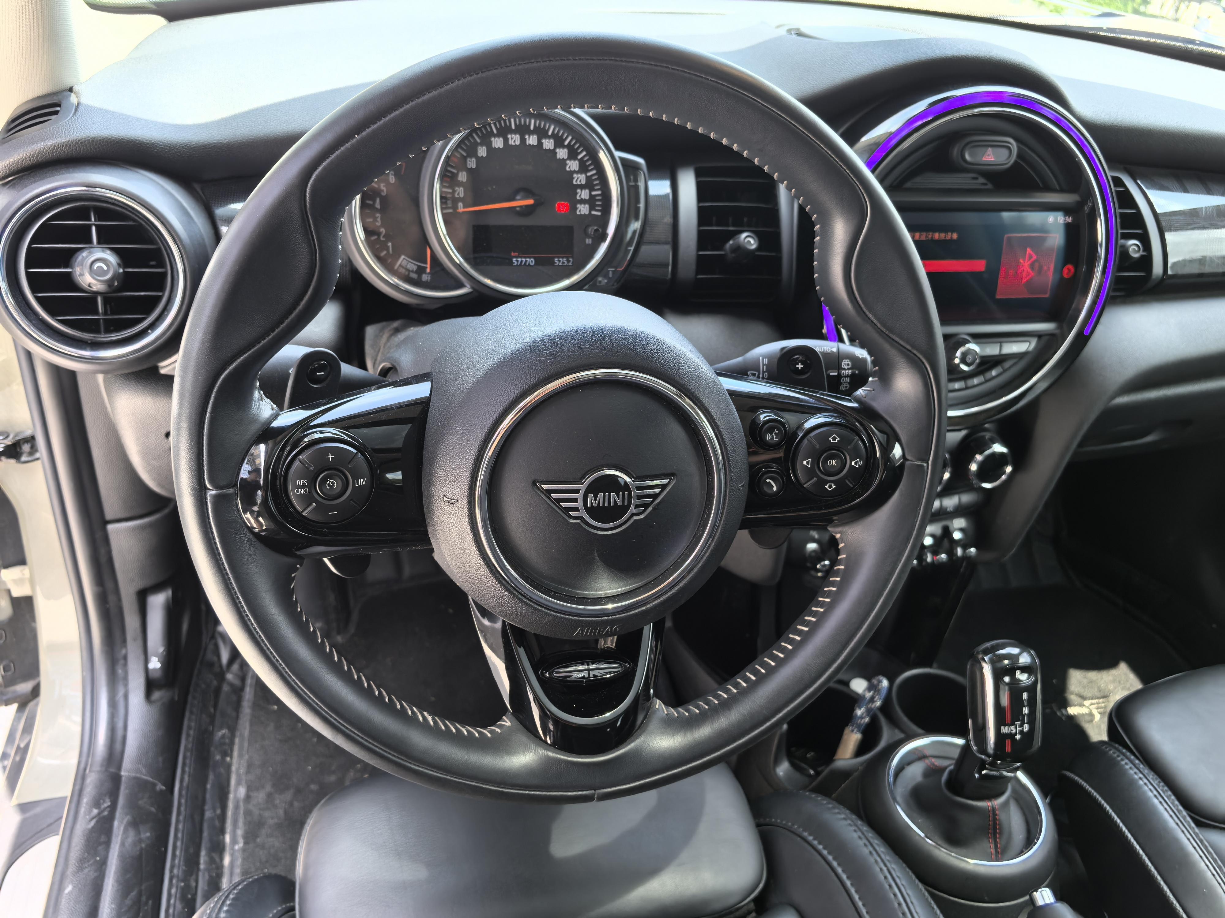 Mini Hatch 2019 thumb 11