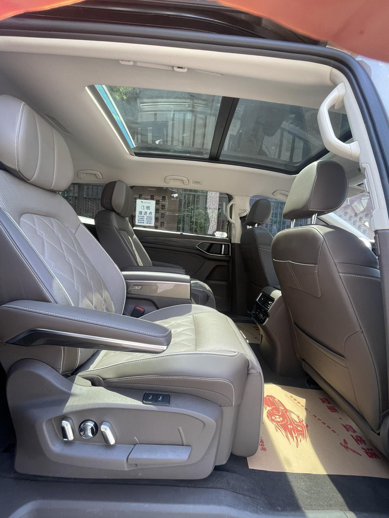 Volkswagen Viloran 2022 thumb 11