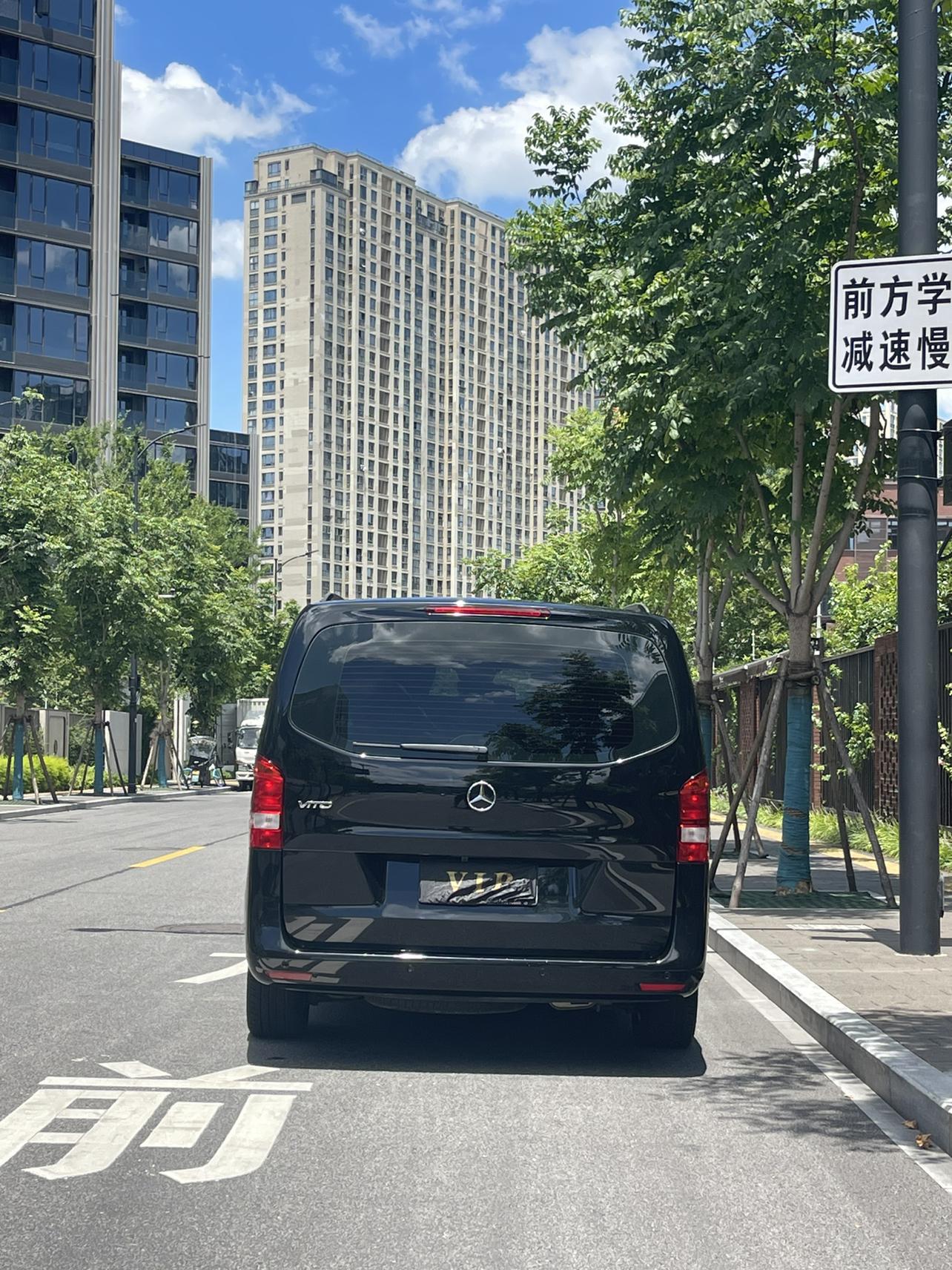 Mercedes-Benz Wei Ting 2018 thumb 8