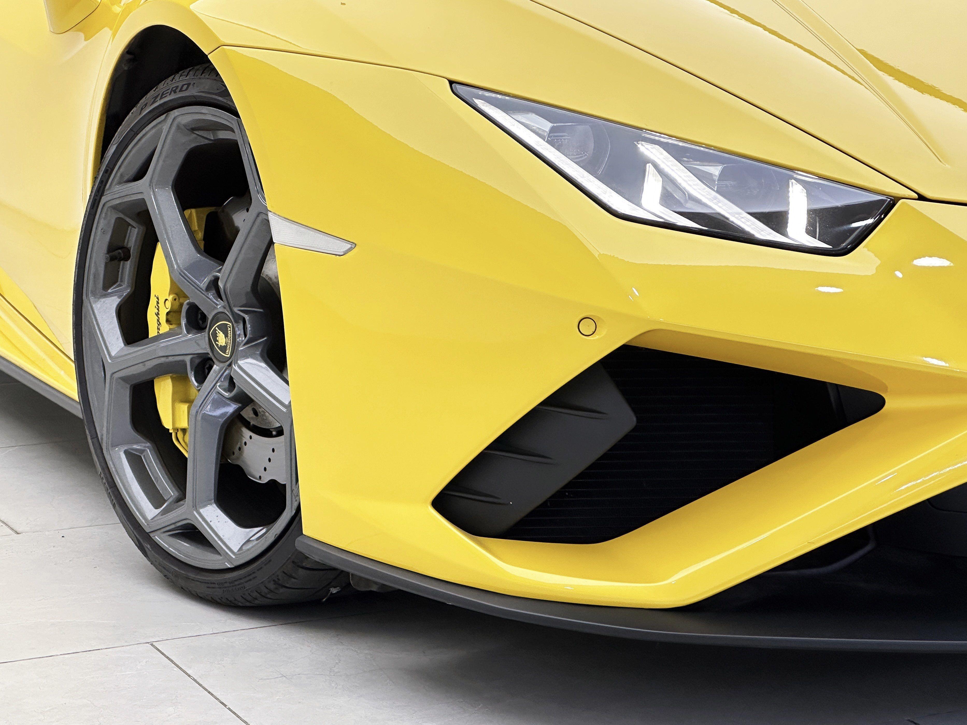 Lamborghini Huracán 2020 thumb 9