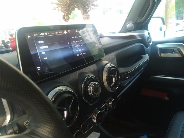 BJ 40 2020 thumb 6