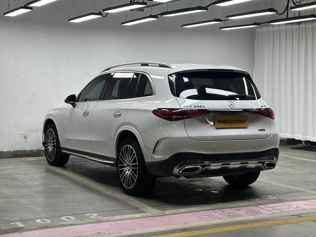 Mercedes-Benz GLC 2023 thumb 3