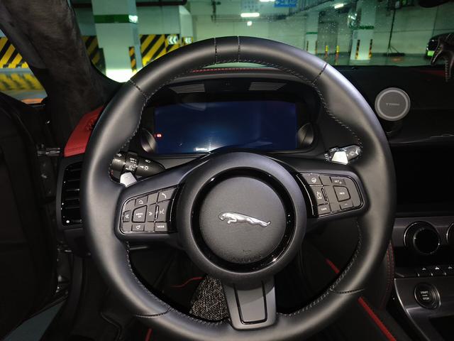 Jaguar F-Type 2024 thumb 5