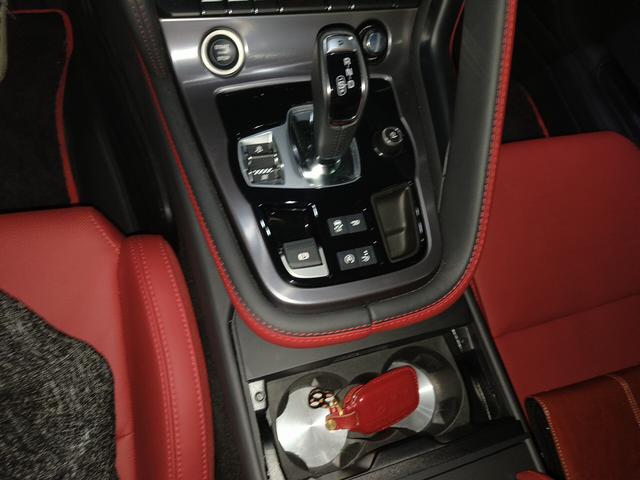 Jaguar F-Type 2024 thumb 7