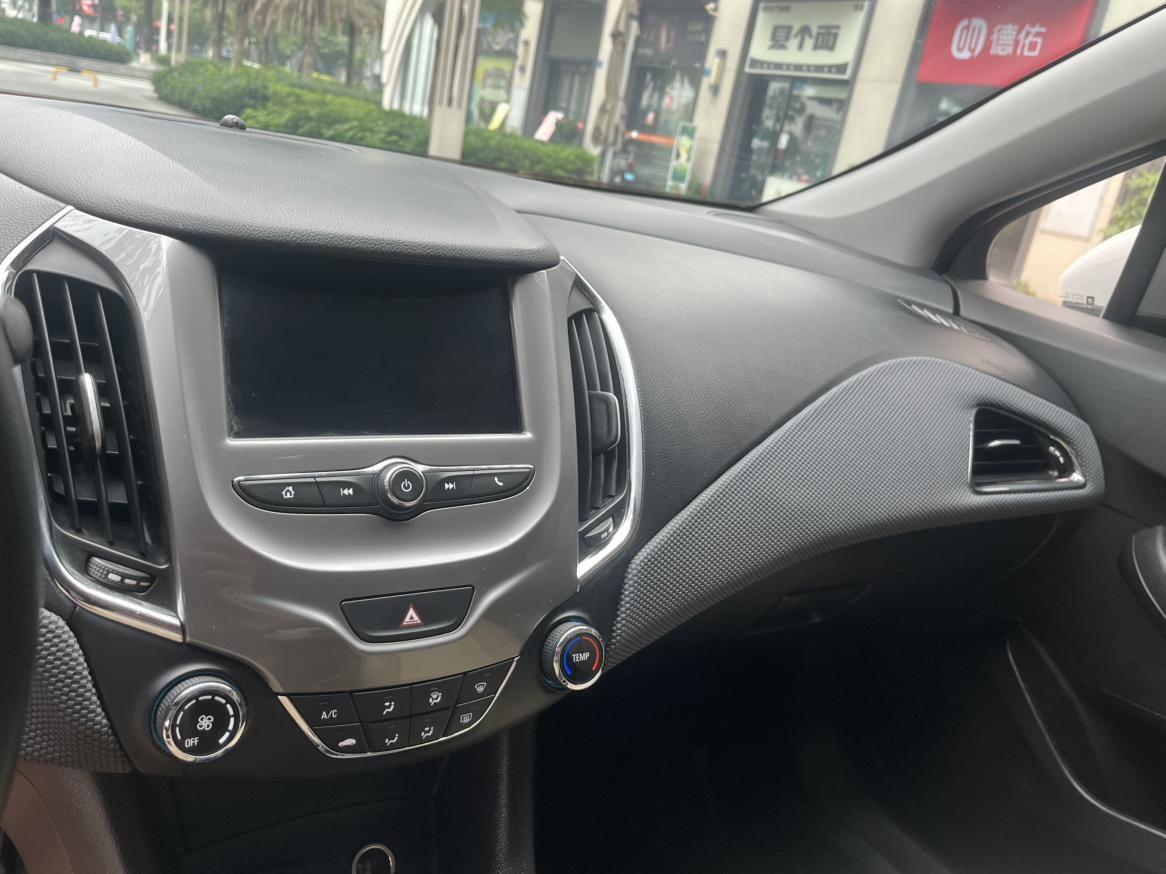 Chevrolet Cruze 2017 thumb 9