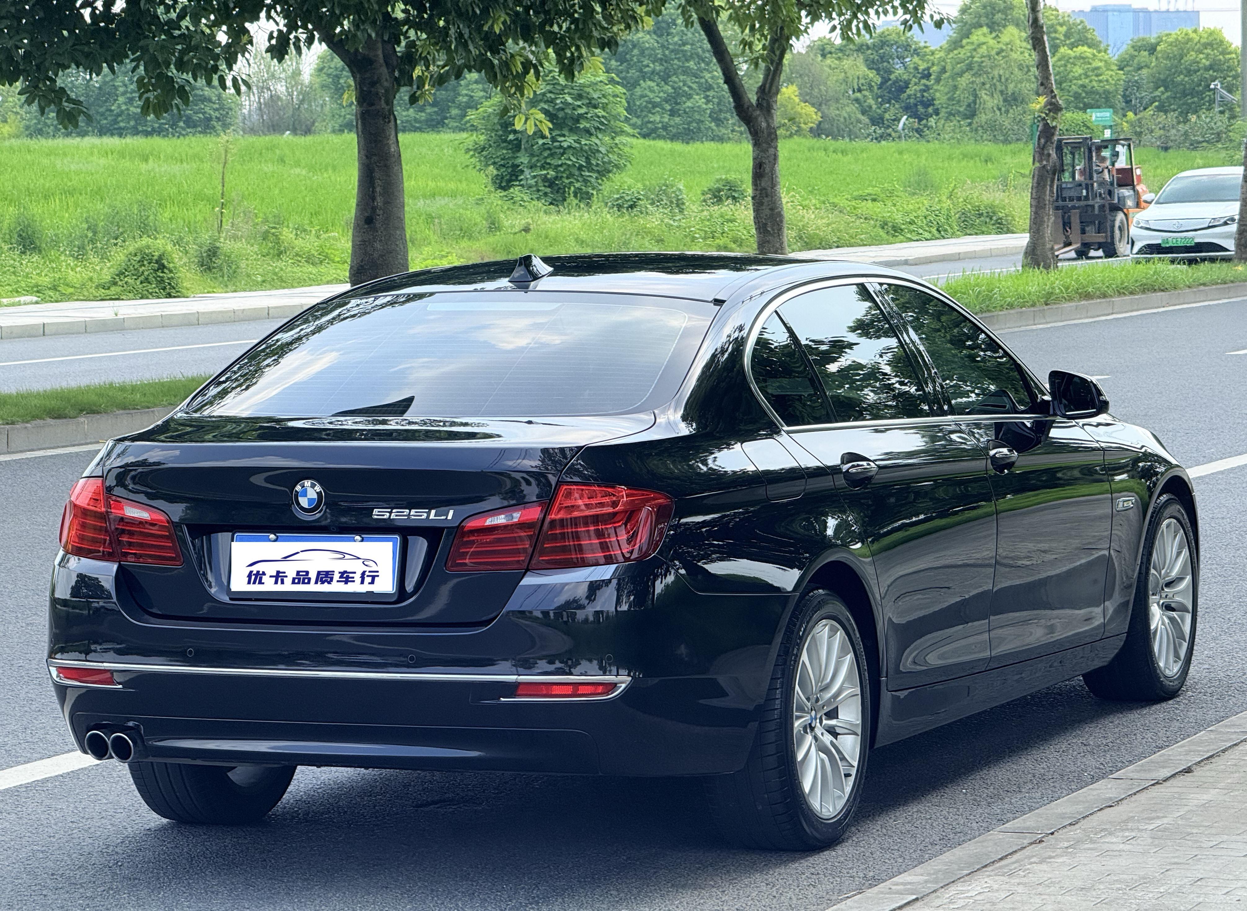 BMW 5 серии 2017 thumb 5