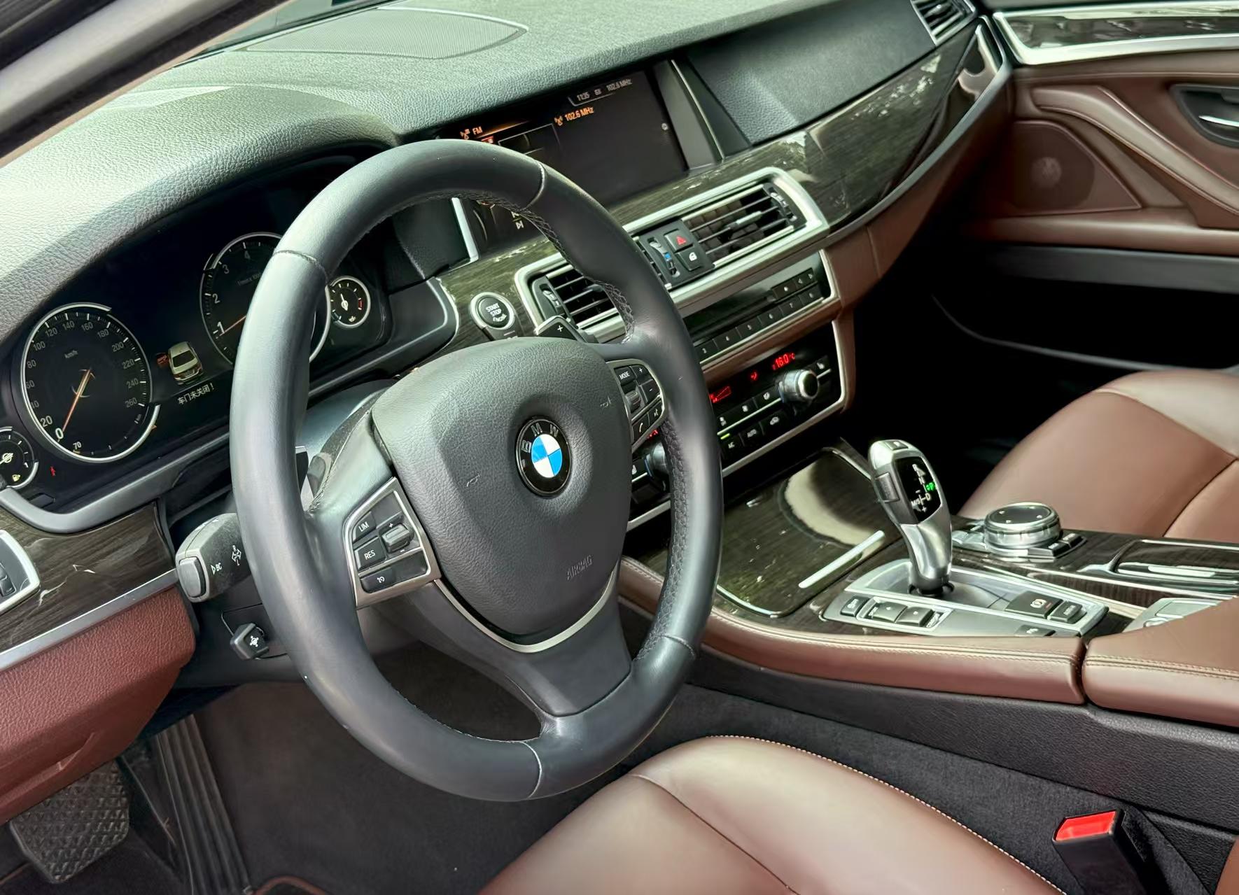 BMW 5 серии 2017 thumb 10