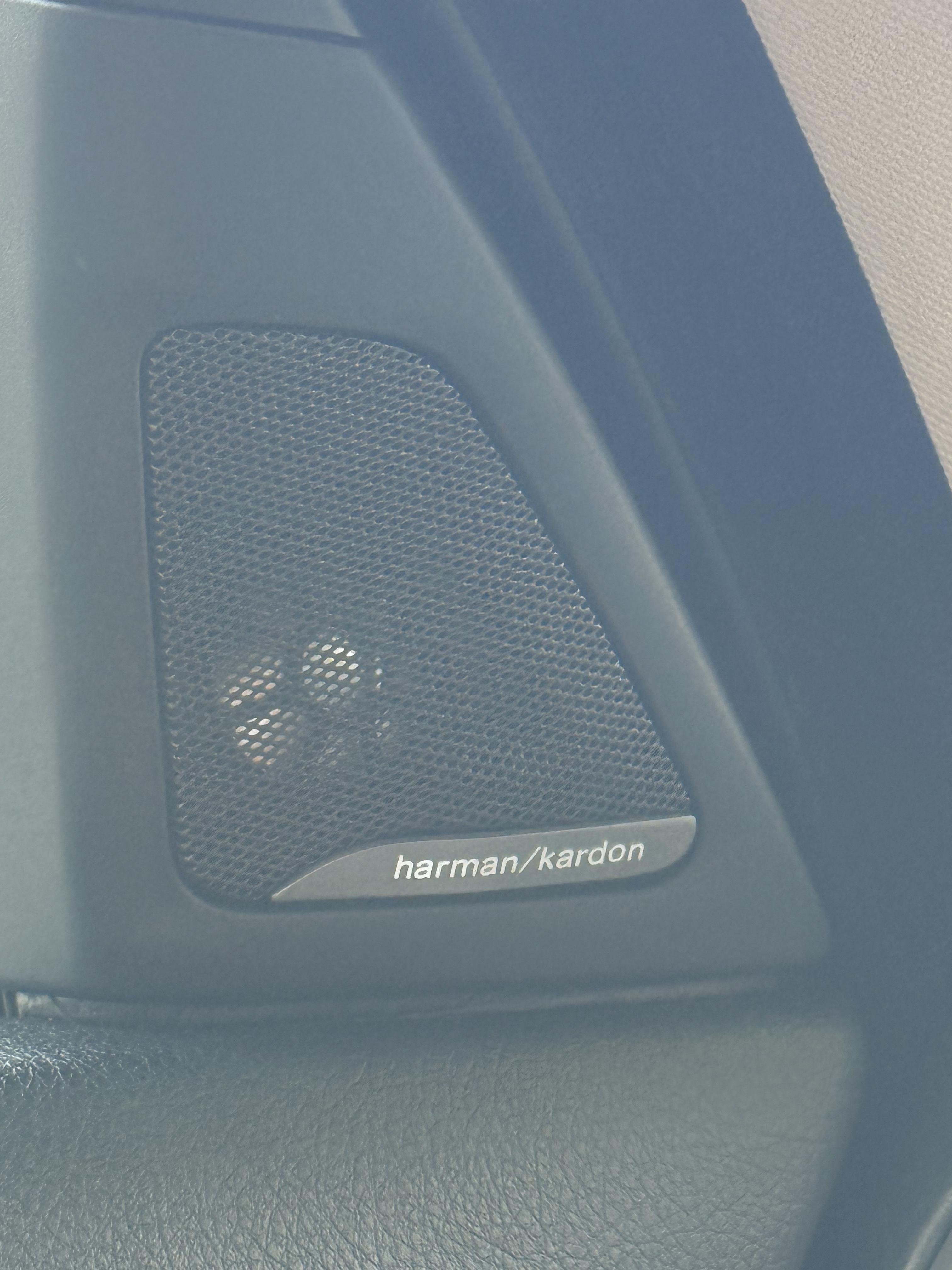 BMW 5 серии 2017 thumb 11
