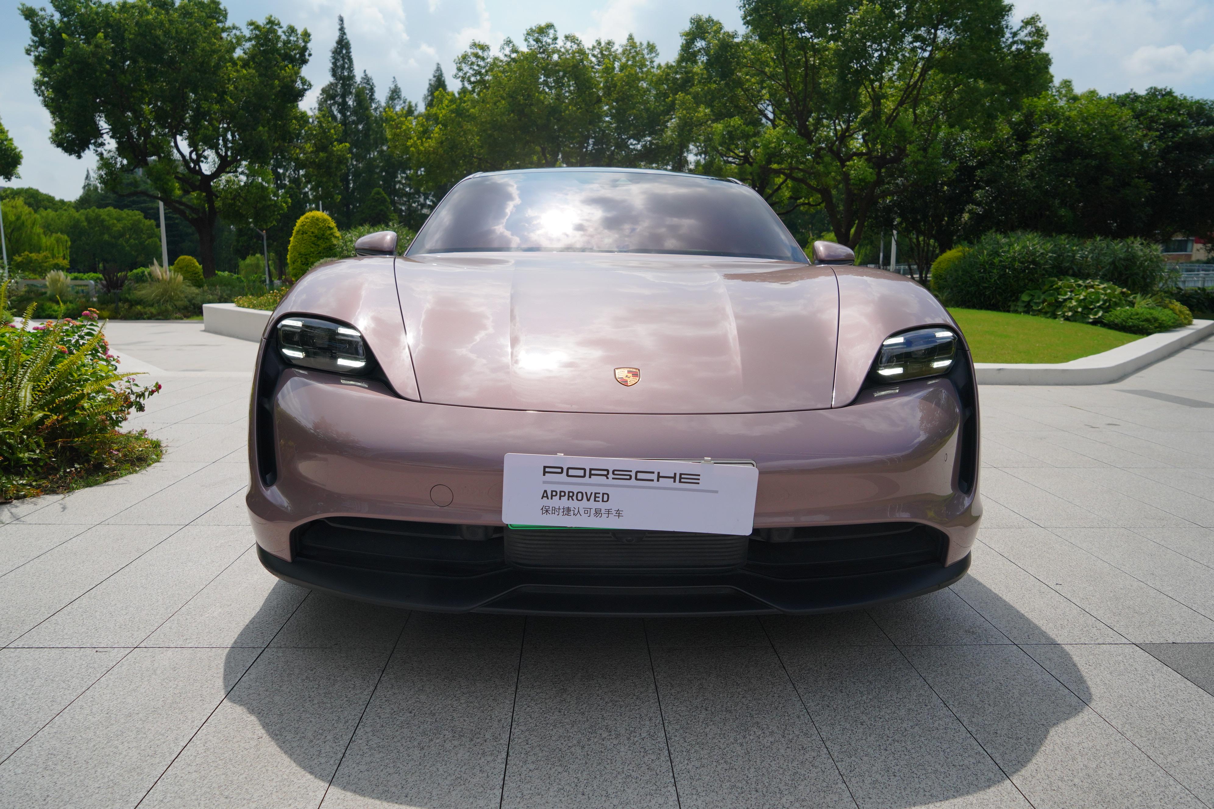 Porsche Taycan 2020 thumb 6