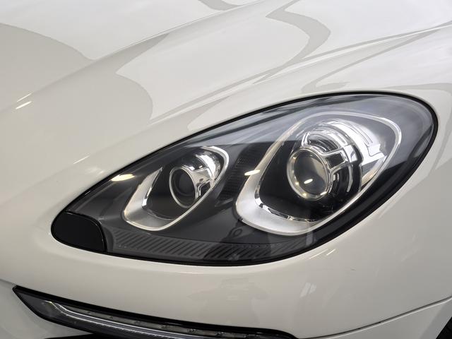 Porsche Macan 2016 thumb 10