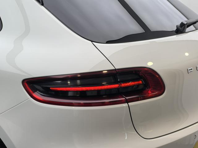 Porsche Macan 2016 thumb 11