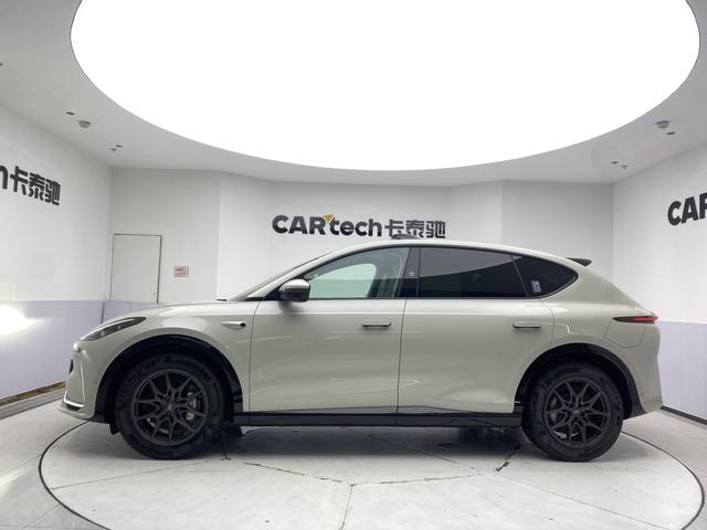 IM Motors (Zhiji) LS7 2024 thumb 2