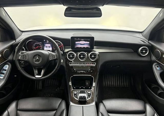 Mercedes-Benz GLC 2019 thumb 12