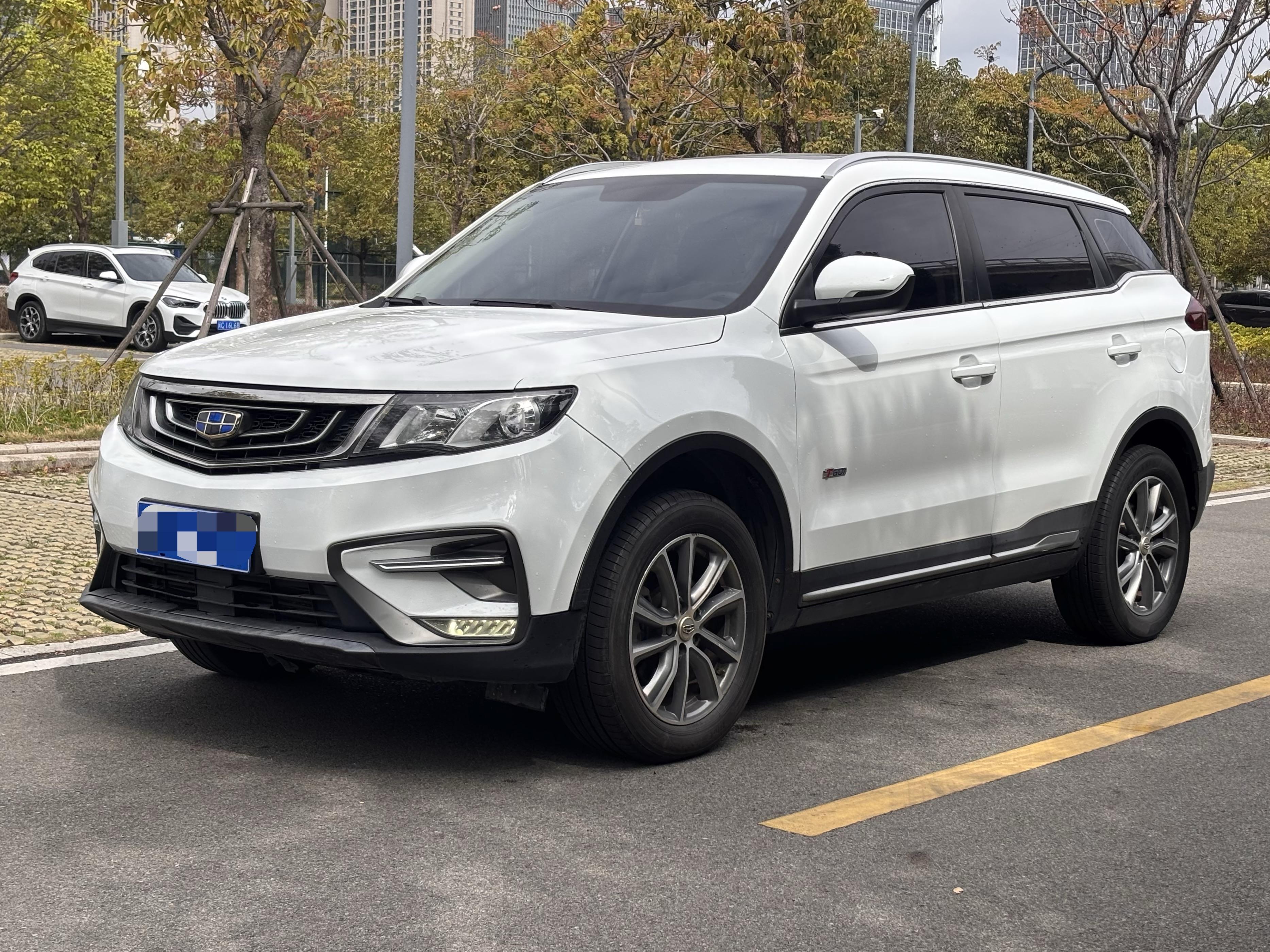 Geely Boyue 2018 thumb 8