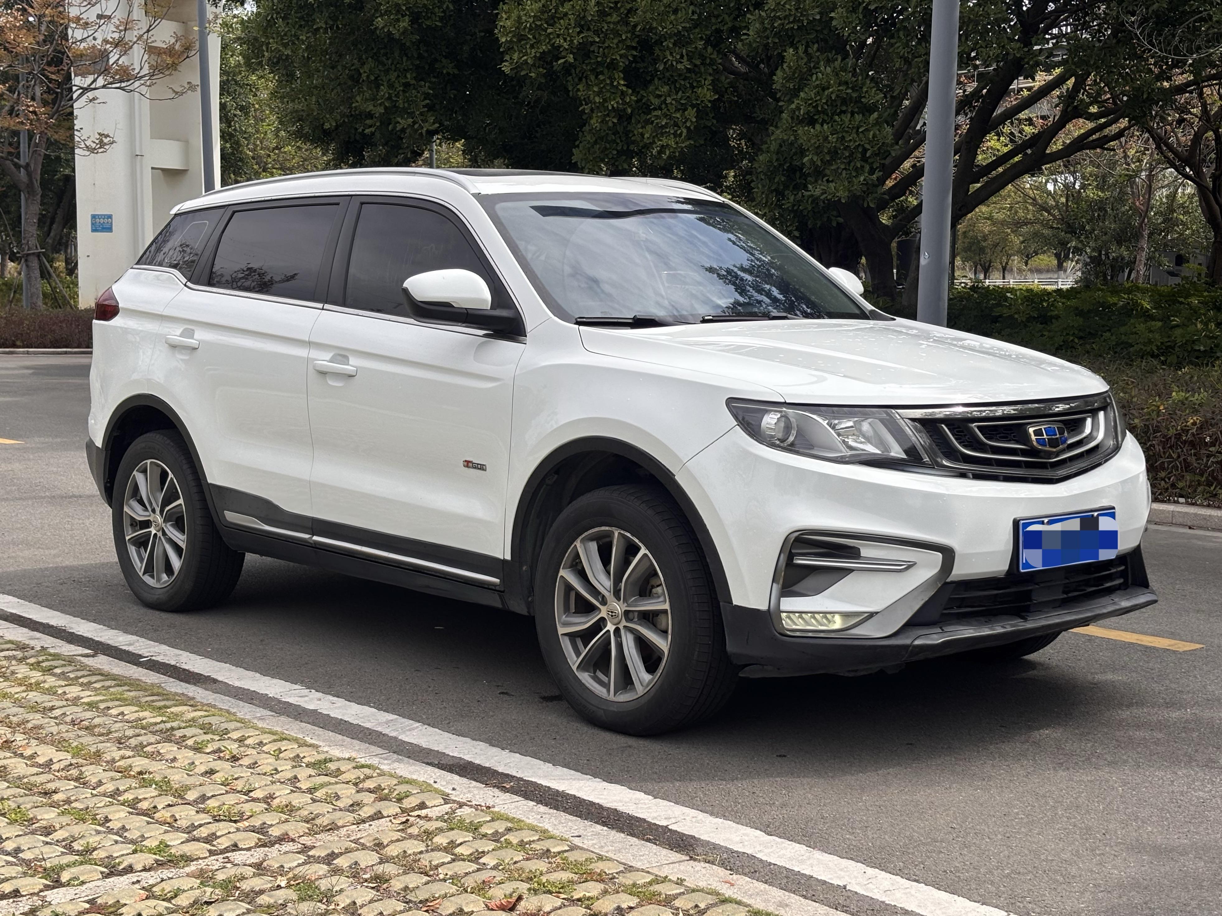 Geely Boyue 2018 thumb 10