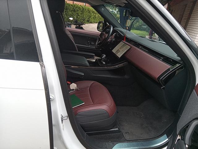 Land Rover Range Rover Sport 2024 thumb 9