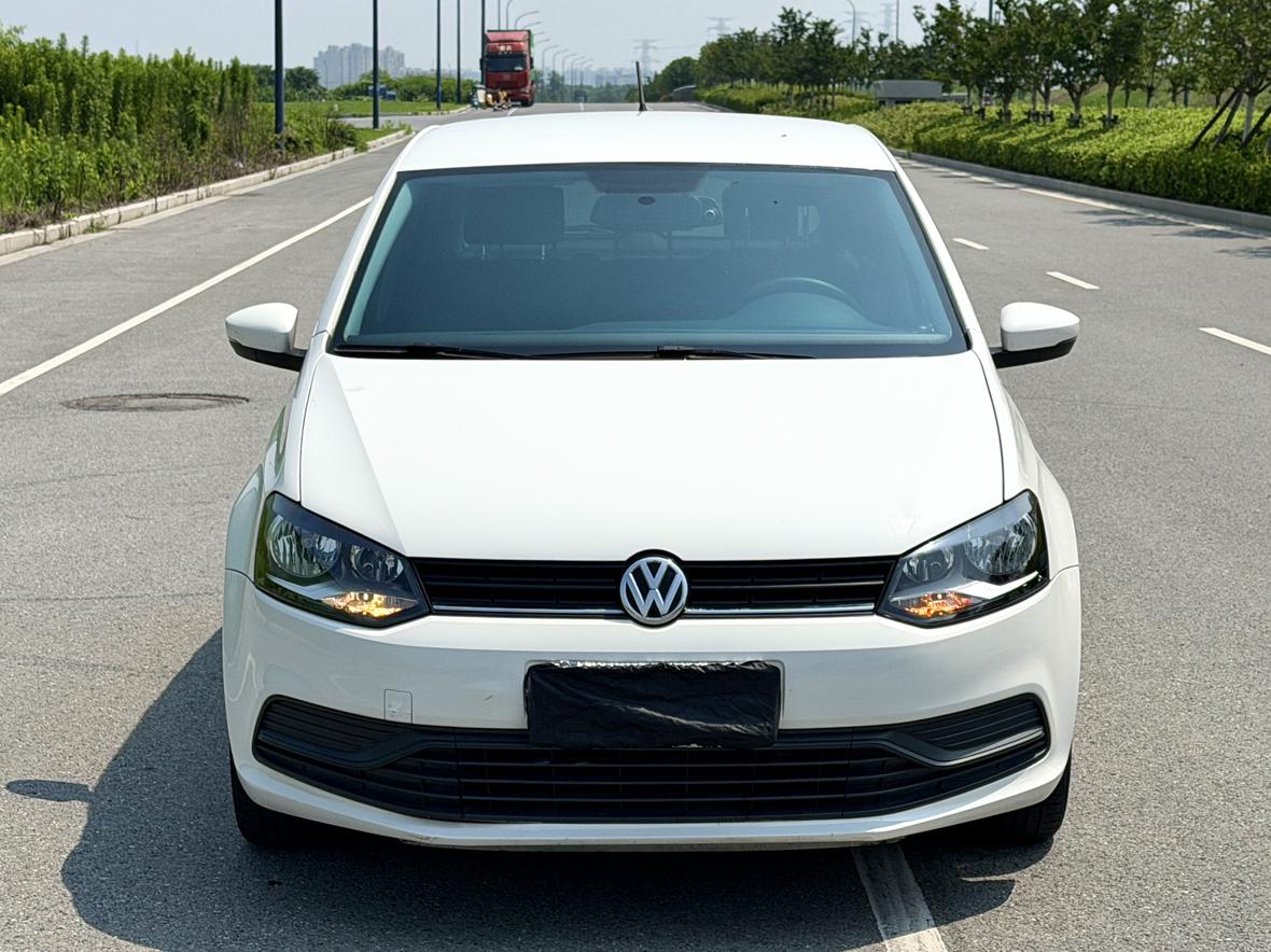 Volkswagen Polo 2016 thumb 9