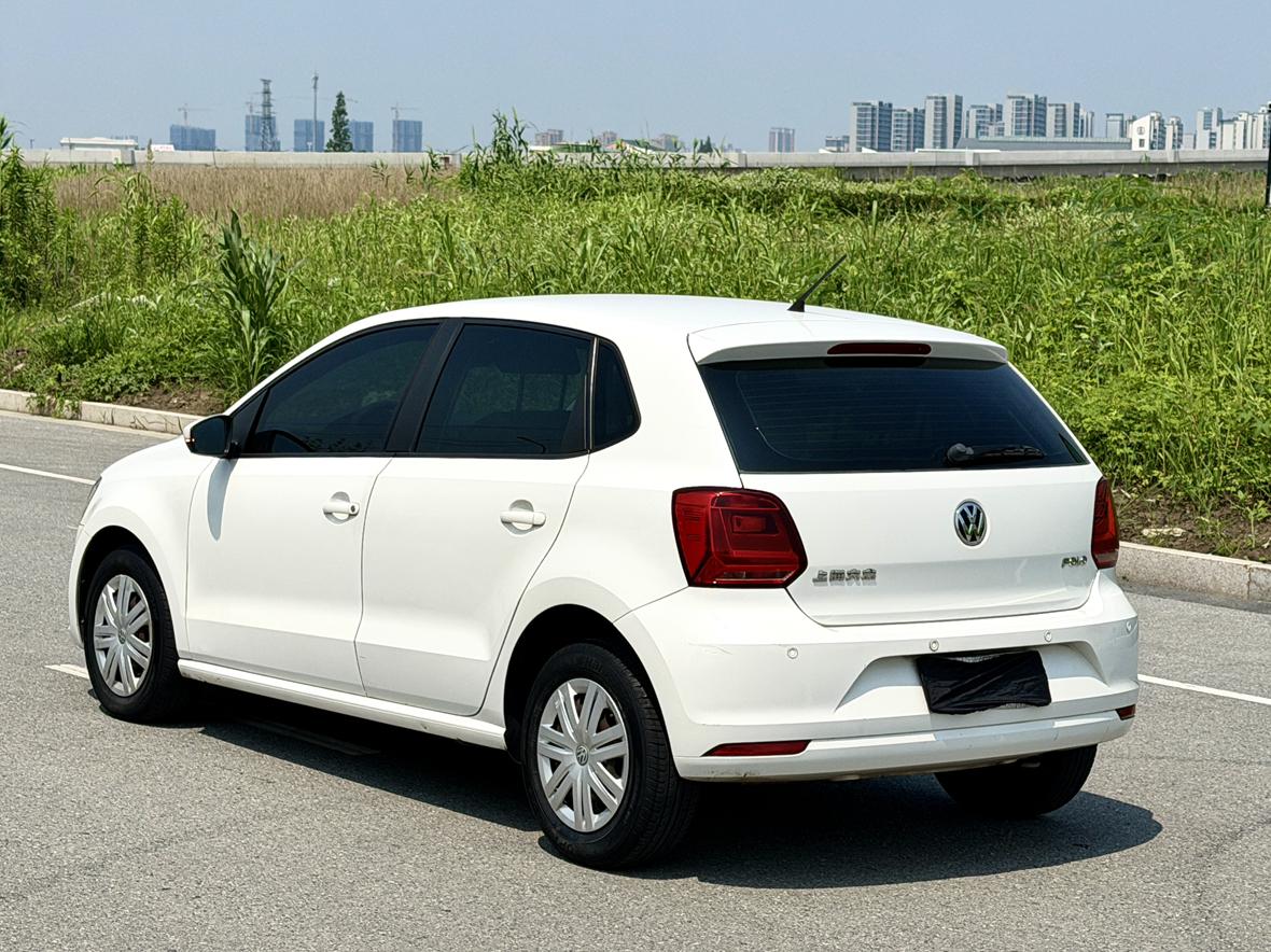 Volkswagen Polo 2016 thumb 11
