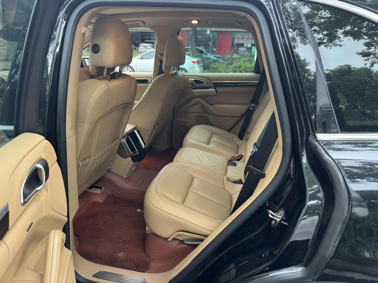 Porsche Cayenne 2015 thumb 7